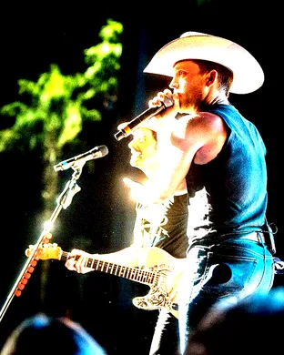 Justin Moore Prior Lake
