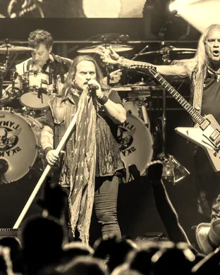 Lynyrd Skynyrd Shakopee