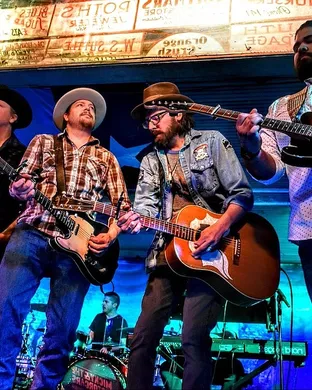 Micky and The Motorcars Minneapolis