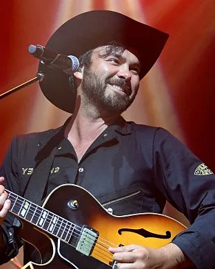 Shakey Graves Crystal Bay