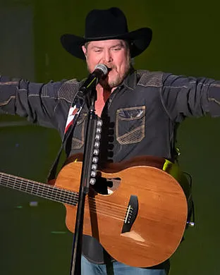 Tracy Lawrence Prior Lake